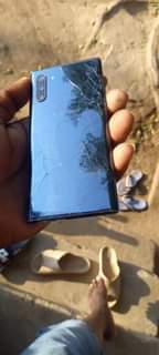 A picture of Samsung not10