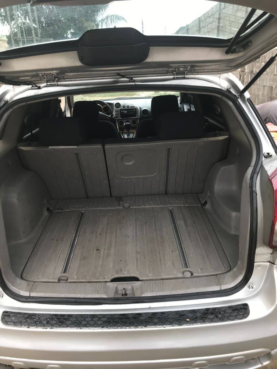 A picture of 2005 Toyota Matrix for sale..