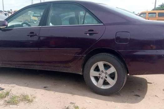 A picture of 2006 TOYOTA Camry 4 Plugs