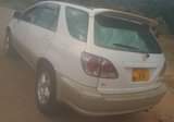 A picture of TOYOTA HARRIER