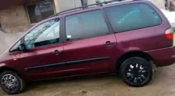 A picture of Galaxy Ford bus for sale at Lagos state 950 000