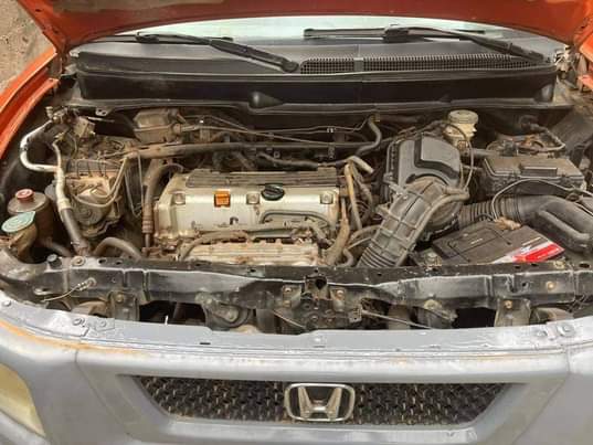 A picture of Honda element