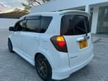 A picture of TOYOTA RACTIS