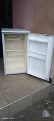 A picture of Fridge Kali lg offer lak 190k