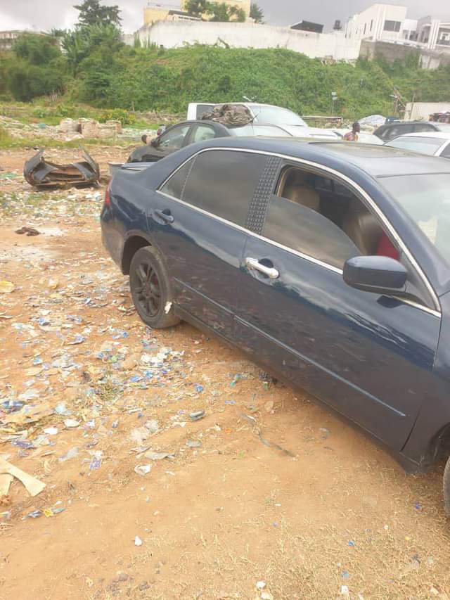A picture of Honda dc available for sale its just d interior alone