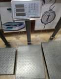 A picture of We sell new weighing scales and digitos 30kg at 185000