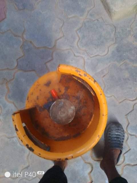 A picture of GAS CYLINDER