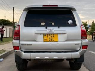 A picture of Toyota Hilux surf