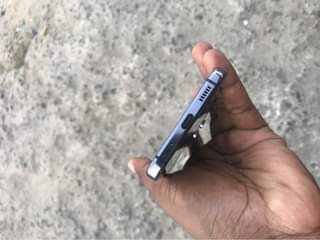 A picture of Samsung galaxy FLIP 5
