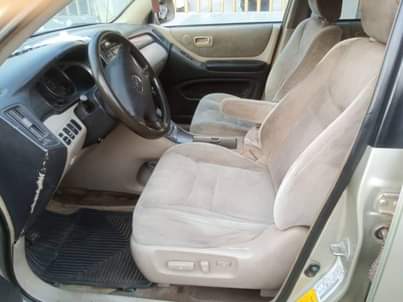 A picture of 2001 Toyota Highlander
