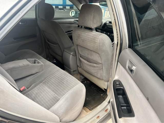 A picture of 2006 Toyota Camry pure fist body pint front bad back