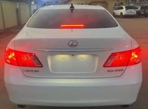 A picture of LEXUS ES 350