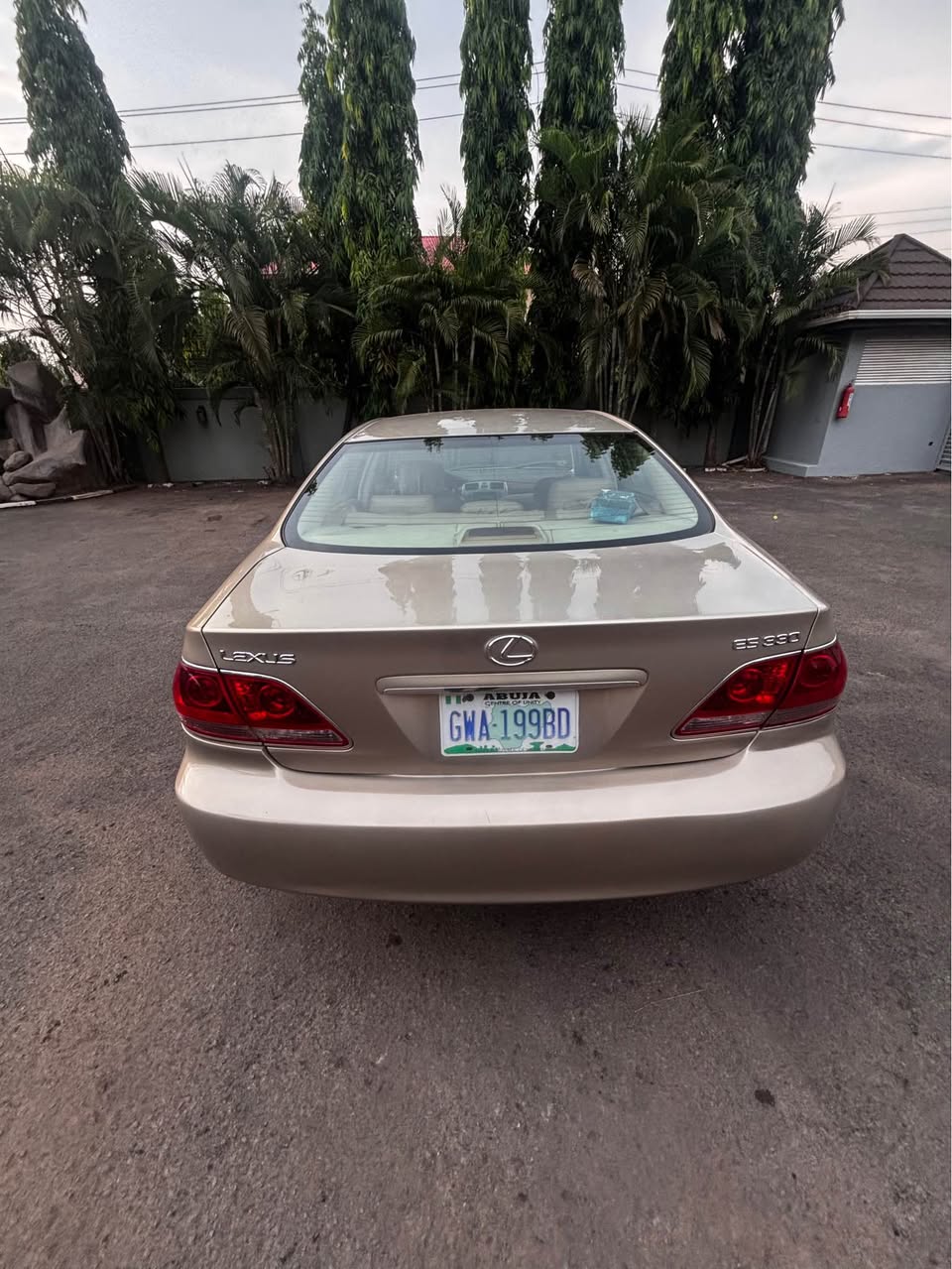 A picture of Lexus ES330 2005