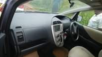 A picture of 2007 ractis 2007 silver grey