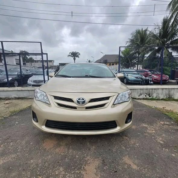 A picture of 2013 Toyota Corolla