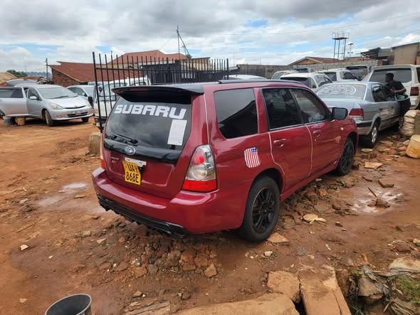A picture of 2004 Subaru forester 2004