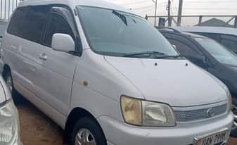 A picture of TOYOTA NOAH SUPER 2WHEEL DRIVE PRICE 13.7M OR WTSUP 0708