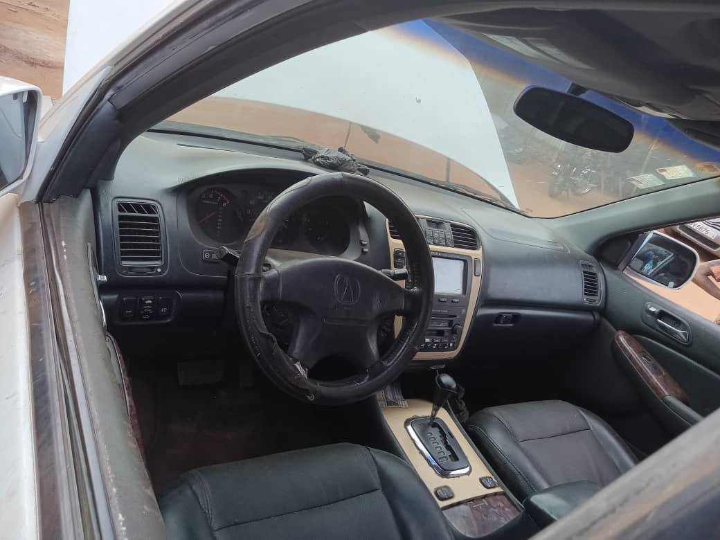 A picture of Acura MDX