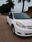 A picture of Toyota sienna 010
