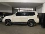 A picture of Prado 120 Diamond tx 2tr Tsh 30M 0676 478 888