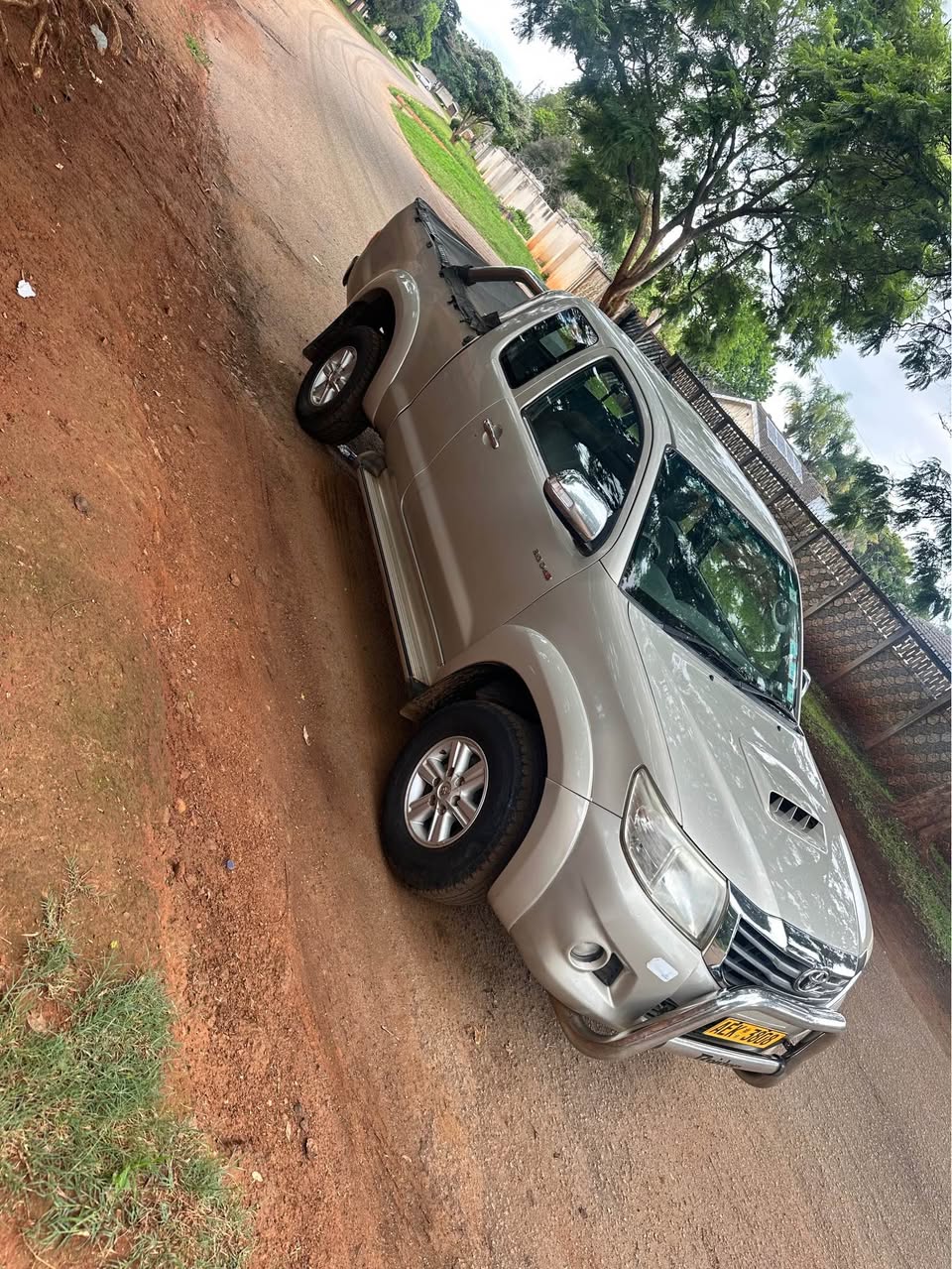 used toyota hilux