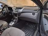 A picture of Hyundai elantra 2012 model