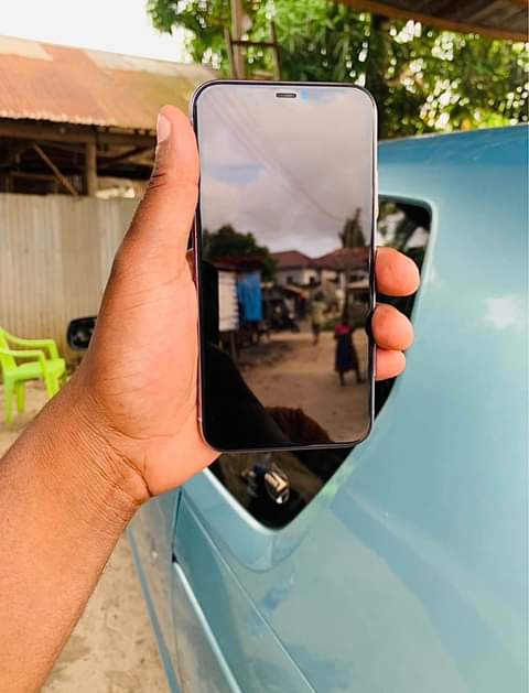 A picture of iPhone 11