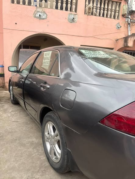A picture of Honda Accord 09 06 model Honda dc