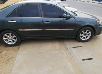 A picture of Toyota Camry 04 model AC Gear Silent engine V4 Buy