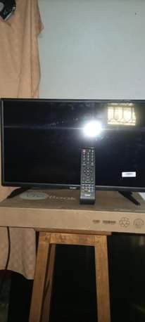 A picture of Smartec 24 digital TV original at 250 000