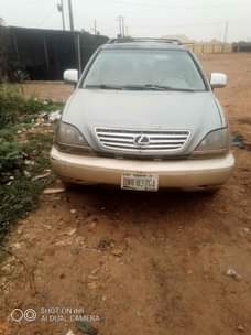 A picture of Nigerian used Lexus 300