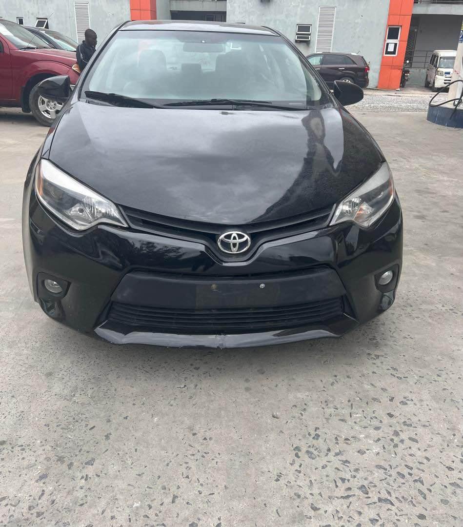 A picture of Toyota Corolla 2016