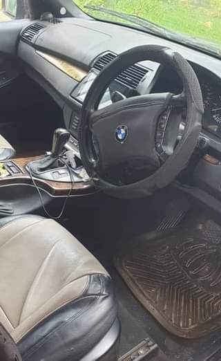 A picture of BMW X5