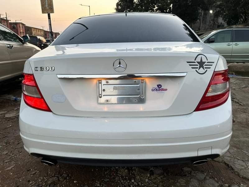 A picture of KinzzyAuto s LTD 08109018982 9 500 000 Refer and earn