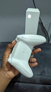 A picture of Xbox series S