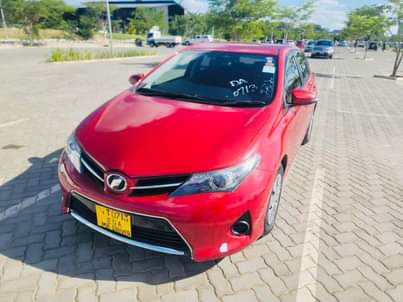 toyota auris