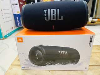 A picture of Jbl extreme 3 Bluetooth rechargeable portable speaker at only 650