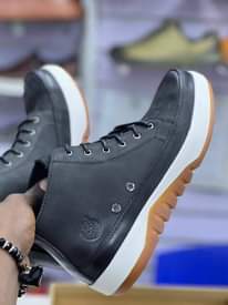 A picture of New Timberland full org WhatsApp 0627380274