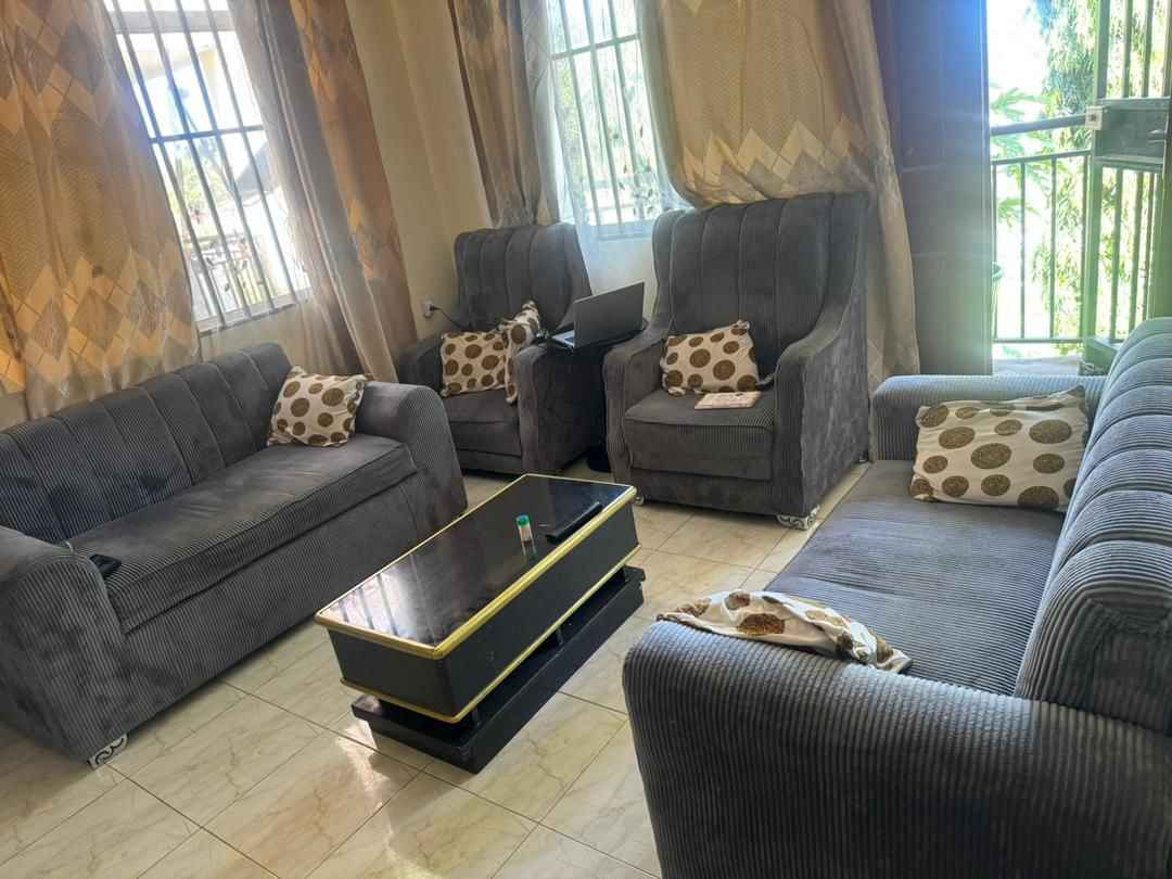 A picture of Sofa kali