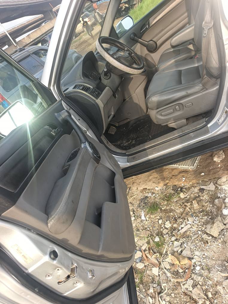 A picture of Honda 08 C RV