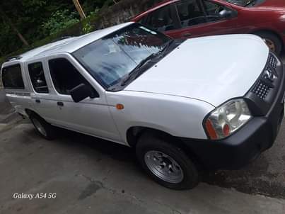 nissan navara