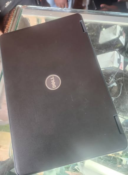 A picture of UK used Dell touchscreen 360 flip pc at 300k with