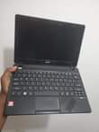 A picture of Compaq laptop