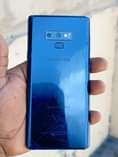 A picture of samsung note 9