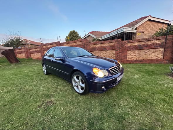 mercedes benz c180