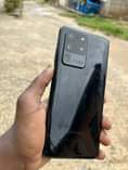 A picture of Samsung S20