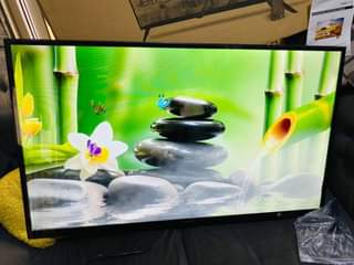 A picture of Tv inch 43 mpyaaa full box Bei yake ni 435000