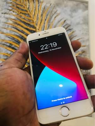 A picture of Iphone 6s Gb 64 Battery health 95 Fingerprint Haina michubuko