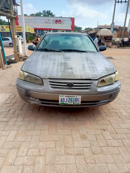 A picture of Toyota Camry pencil light 020 model
