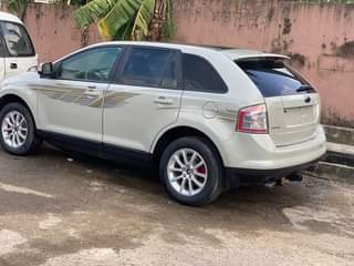 A picture of Ford edge 2010